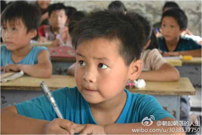 7��2�գ����l(xi��ng)�W(xu��)Ժ ����Ը���x��(w��)֧�̷���(w��)�F(tu��n)��(l��i)�����l(xi��ng)�з���h��(y��ng)�e�(zh��n)�����fС�W(xu��)�M(j��n)��֧�̻��(d��ng)���D�����꼉(j��)�W(xu��)�����������n�����J(r��n)�� �v���(du��)�T�f(shu��)�����ܵ����ӂ���(du��)֪�R(sh��)���J(r��n)���c���󣬏��峺���p������¶����(l��i)��