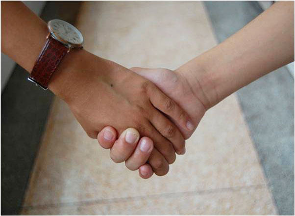 7��19�գ����ݾ���վһ��(g��)����С�ҵ��к�Ҫ�x�_(k��i)�ˣ��ѹ�ͬ��̎ʮ����ĺ��ӂ��͡��������(du��)�T��ʮ�ֲ��ᡣ�D��С�Һ��(du��)�T�o�յ��p�֡�һ���(du��)�T����ӛ��(xi��)�������҂��֠����֣����B���ġ���