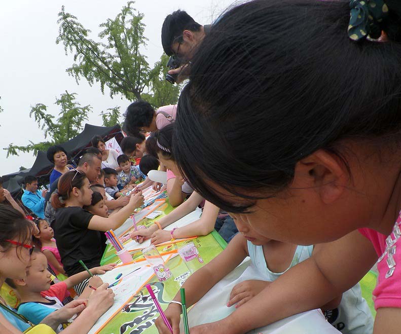 �I�����@С���Ѽ����L(zh��ng)�����L(f��ng)�~���L�����������Լ��ĭh(hu��n)�����Z��