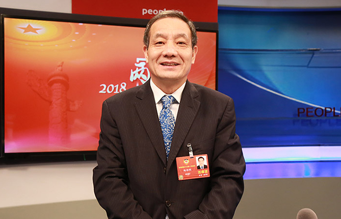 全國政協(xié)常委、湖南省人大常委會副主任楊維剛：創(chuàng)建“數字政府”賦能數字經濟發(fā)展